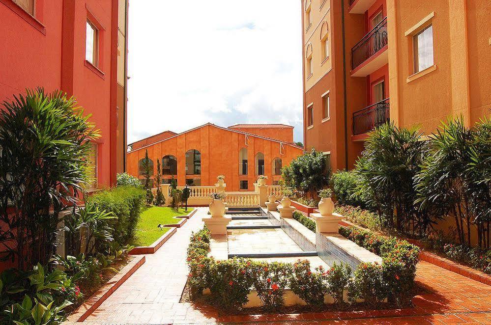 Rio Quente Resorts - Hotel Giardino Exteriör bild